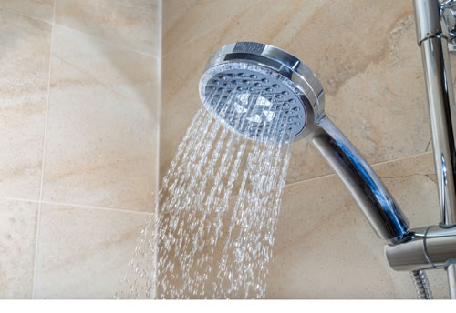 Una breve explicación de cómo podemos cambiar una bañera por una ducha